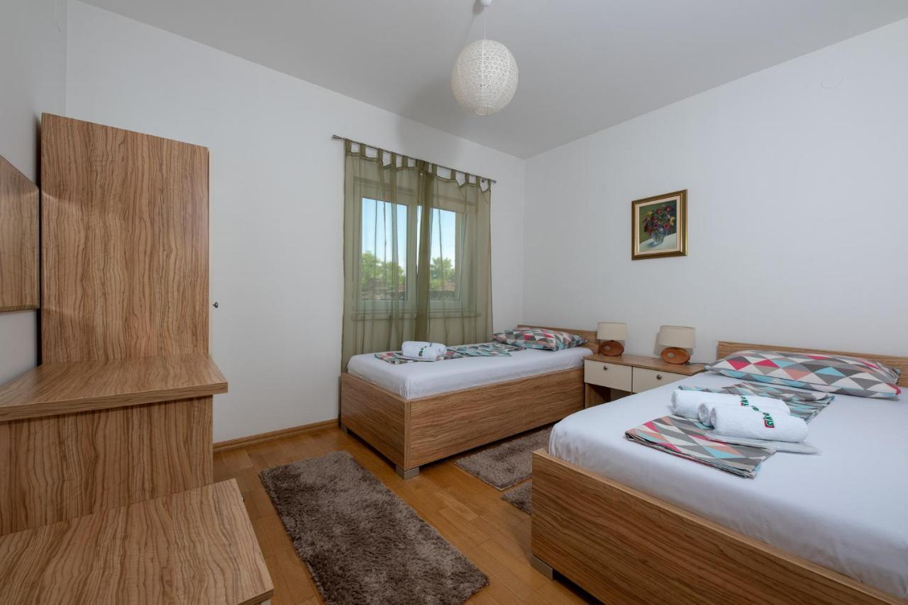 Apartmani Spoljar Zupanja Exteriör bild