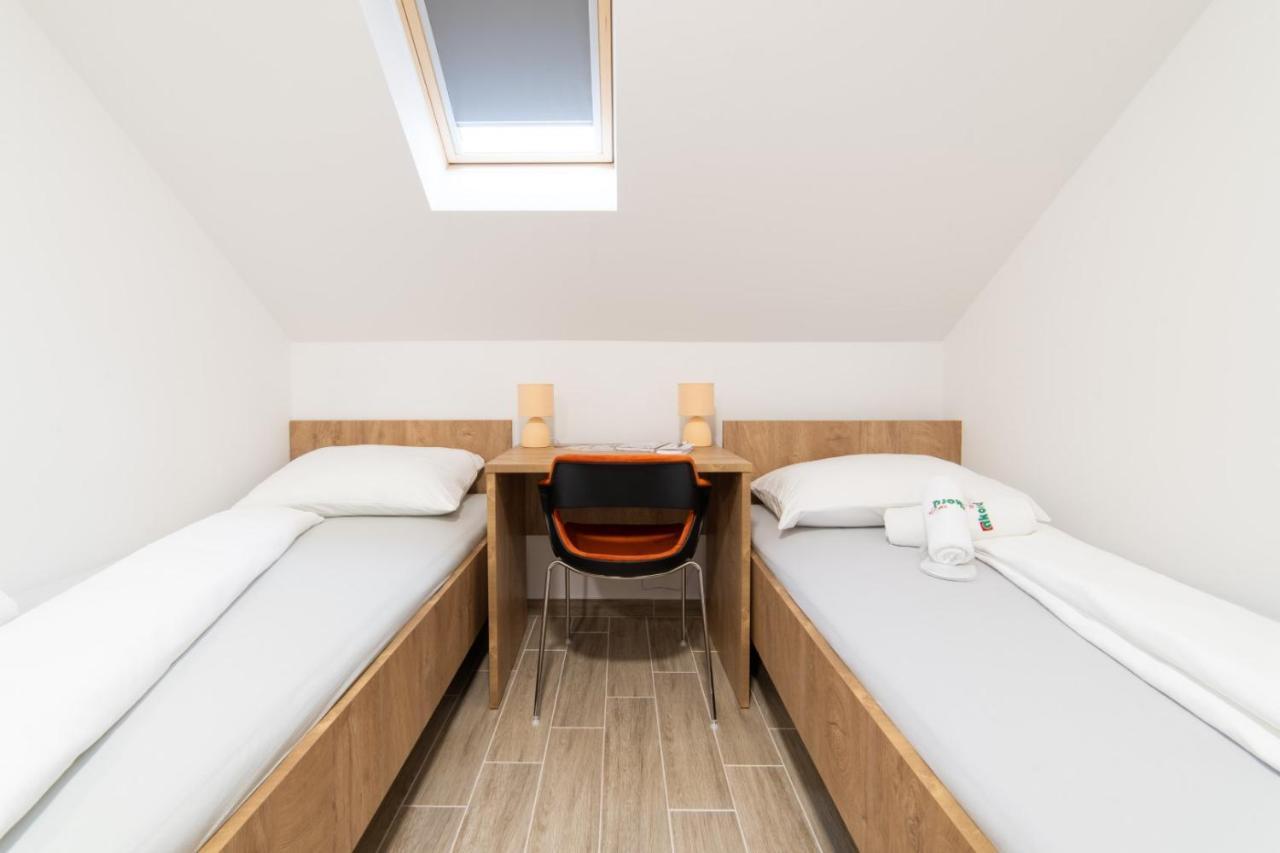 Apartmani Spoljar Zupanja Exteriör bild