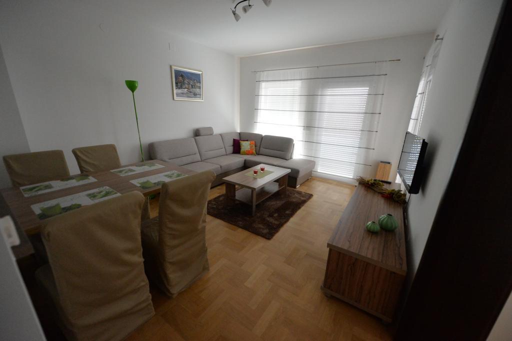 Apartmani Spoljar Zupanja Exteriör bild